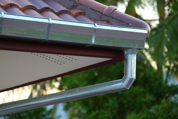 Metal Gutter Repair in Dade City